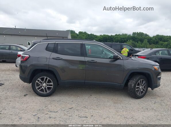 3C4NJDBB3HT650710 2017 JEEP NEW COMPASS Серый Вид задней части салона