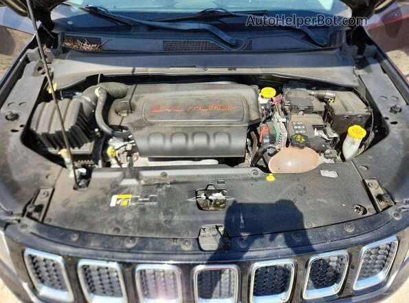 3C4NJDBB3HT654059 2017 JEEP COMPASS Gray Вид задньої частини салону