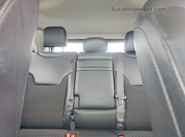 3C4NJDBB3JT270515 2018 JEEP COMPASS White Вид задніх сидінь