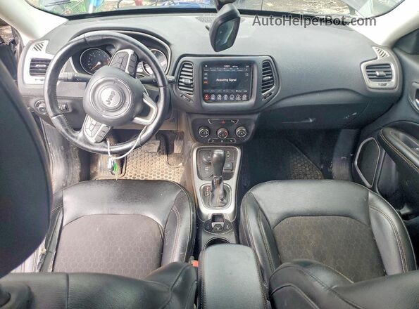 3C4NJDBB3JT280543 2018 JEEP COMPASS Black Vista del salpicadero