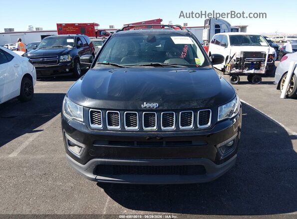 3C4NJDBB3JT349487 2018 JEEP COMPASS Black Widok zestawu wskaźników