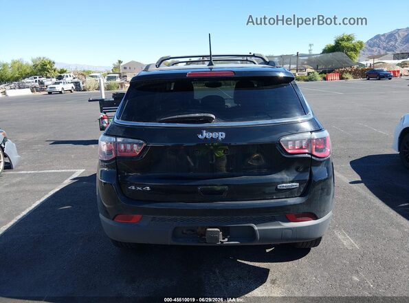 3C4NJDBB3JT349487 2018 JEEP COMPASS Black 