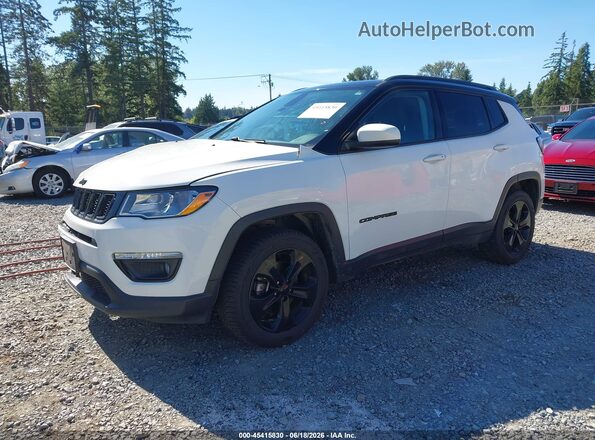 3C4NJDBB3JT432837 2018 JEEP COMPASS Белый Передняя левая четверть