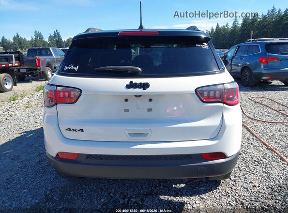 3C4NJDBB3JT432837 2018 JEEP COMPASS Белый 