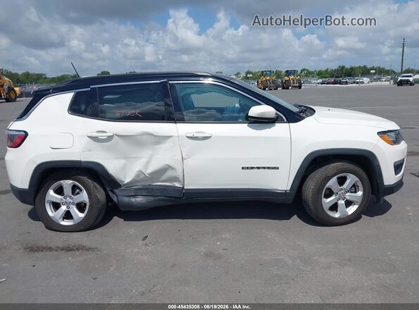 3C4NJDBB3KT662220 2019 JEEP COMPASS White Rear interior view