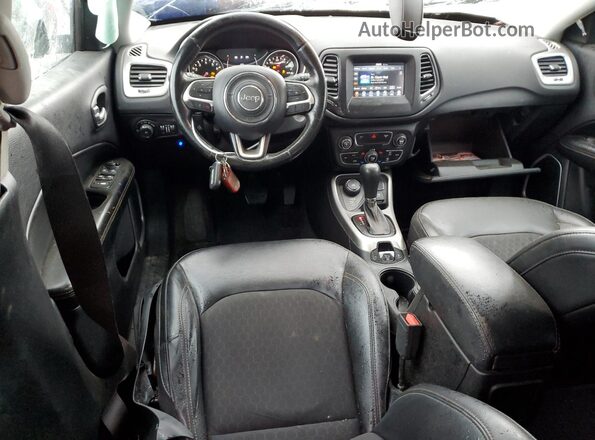3C4NJDBB3KT755173 2019 JEEP COMPASS Red Առջևի վահանակի տեսք
