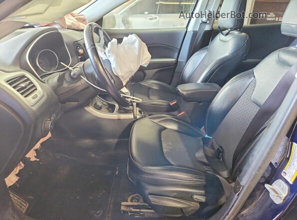 3C4NJDBB3LT133299 2020 JEEP COMPASS Blue Вид салону спереду