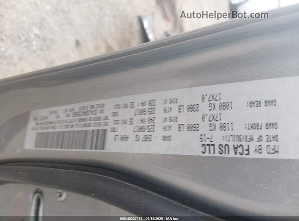 3C4NJDBB4KT850681 2019 JEEP COMPASS Silver Շարժիչի բաժամունքի տեսք