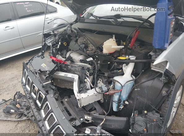 3C4NJDBB4KT850681 2019 JEEP COMPASS Silver Դիմացի տեսք