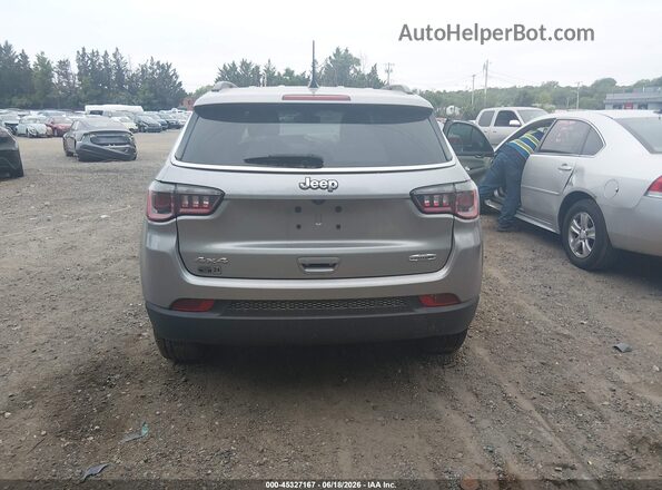 3C4NJDBB4KT850681 2019 JEEP COMPASS Silver 