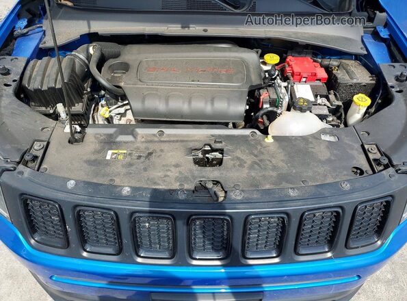 3C4NJDBB4MT537410 2021 JEEP COMPASS Blue Widok komory silnika