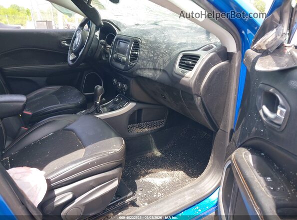 3C4NJDBB5HT645993 2017 JEEP NEW COMPASS Синий Вид салона спереди