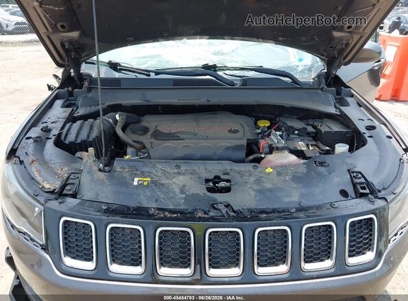 3C4NJDBB5JT112872 2018 JEEP COMPASS Gray Вид ззаду