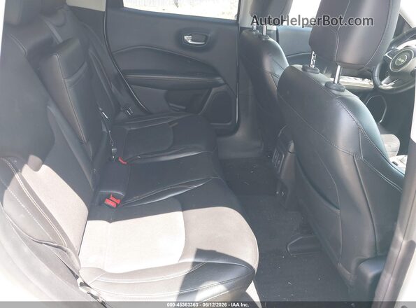 3C4NJDBB5JT150229 2018 JEEP COMPASS White Вид наклейки з VIN-кодом