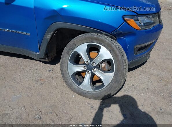 3C4NJDBB5JT283850 2018 JEEP COMPASS Blue Front view