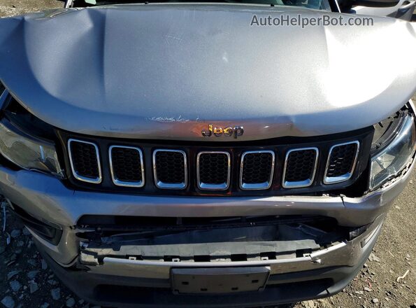 3C4NJDBB5KT654300 2019 JEEP COMPASS Серебряный 