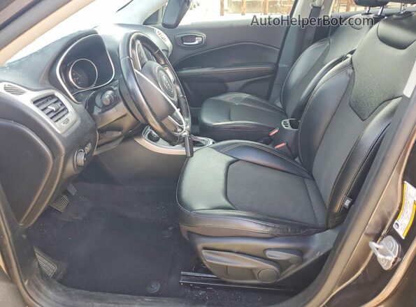 3C4NJDBB5LT132994 2020 JEEP COMPASS Серый Вид салона спереди