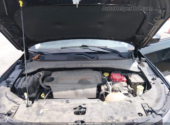 3C4NJDBB5LT138343 2020 JEEP COMPASS Black Widok z tyłu