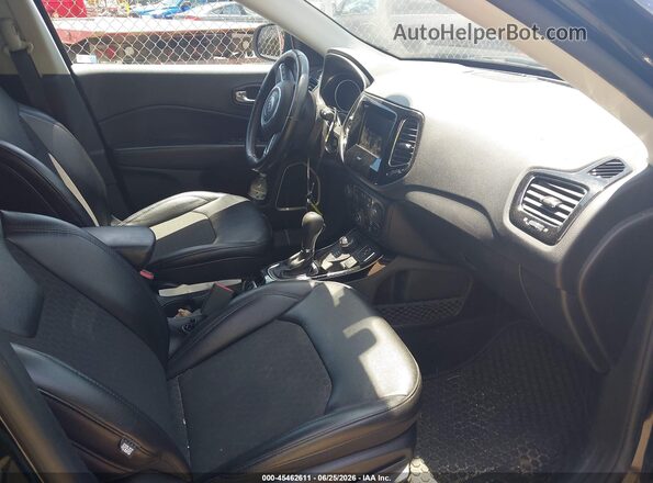 3C4NJDBB5MT551963 2021 JEEP COMPASS Black Вид салону спереду