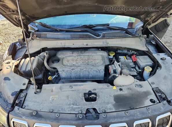 3C4NJDBB5NT114787 2022 JEEP COMPASS Black Vista del compartimento del motor