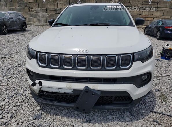3C4NJDBB5NT212363 2022 JEEP COMPASS Белый Вид спереди