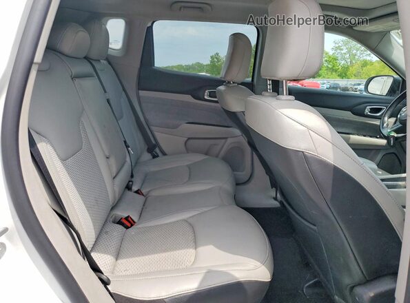 3C4NJDBB5NT212363 2022 JEEP COMPASS Белый Вид задней части салона