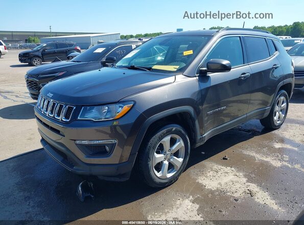 3C4NJDBB6JT408726 2018 JEEP COMPASS Gray Vista tres cuartos delantera izquierda
