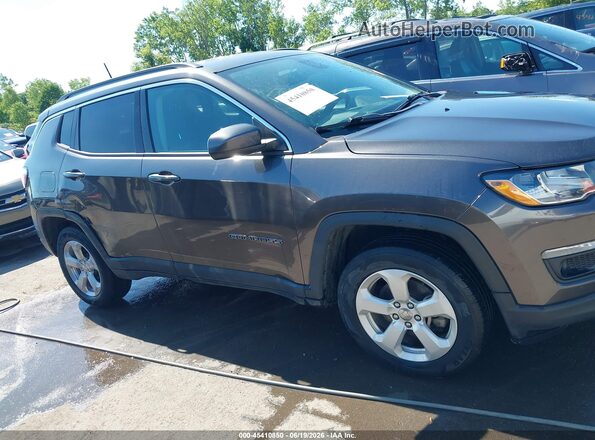 3C4NJDBB6JT408726 2018 JEEP COMPASS Gray Vista interior trasera