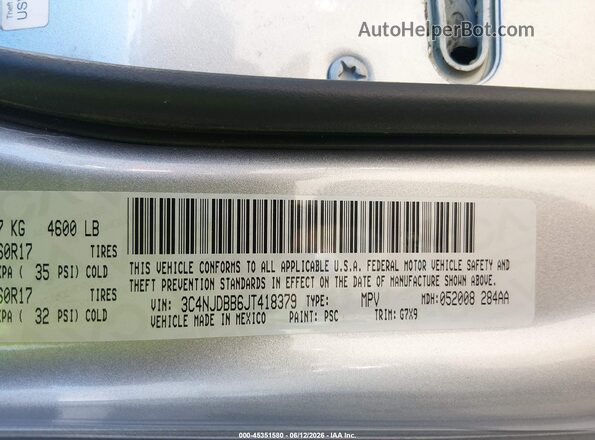 3C4NJDBB6JT418379 2018 JEEP COMPASS Gray Engine compartment view