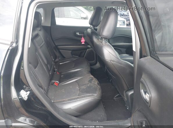3C4NJDBB6KT648117 2019 JEEP COMPASS Black Вид наклейки з VIN-кодом