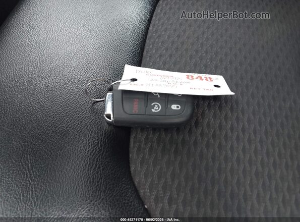 3C4NJDBB6NT223047 2022 JEEP COMPASS White Vista del salpicadero