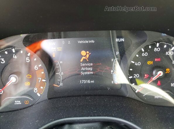 3C4NJDBB6NT233058 2022 JEEP COMPASS Silver ხელსაწყოთა პანელის ხედი