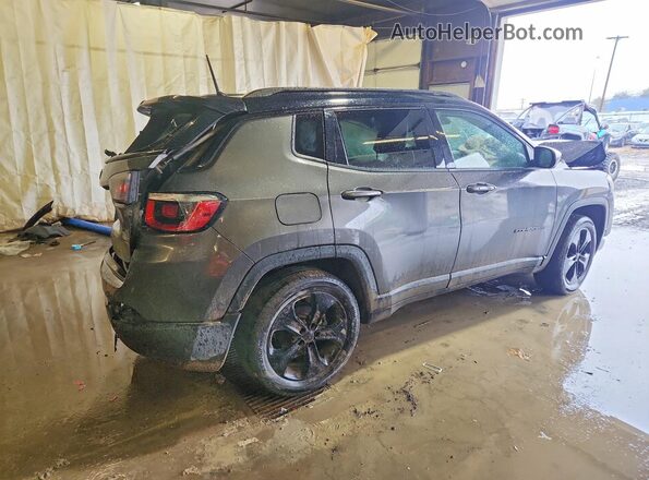 3C4NJDBB7JT400215 2018 JEEP COMPASS Серый Задняя правая четверть