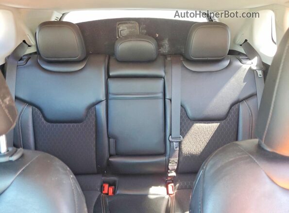 3C4NJDBB7JT450791 2018 JEEP COMPASS Black Հետևի նստատեղերի տեսք