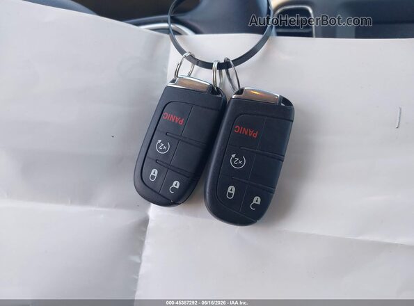 3C4NJDBB7KT593757 2019 JEEP COMPASS Синий Вид панели приборов