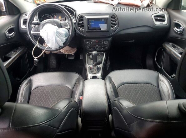3C4NJDBB7KT594004 2019 JEEP COMPASS Gray Вид панелі приладів