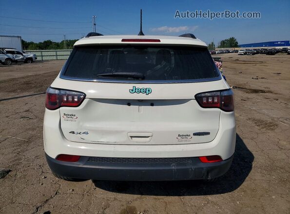 3C4NJDBB7KT600125 2019 JEEP COMPASS White უკანა ხედი