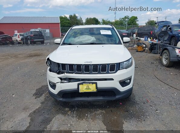 3C4NJDBB7KT630855 2019 JEEP COMPASS White Widok z przodu