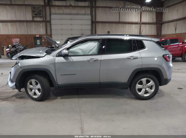 3C4NJDBB7KT683409 2019 JEEP COMPASS Gray Widok wnętrza 360 stopni