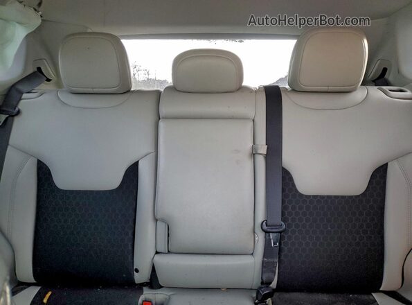 3C4NJDBB7MT562575 2021 JEEP COMPASS White Հետևի նստատեղերի տեսք