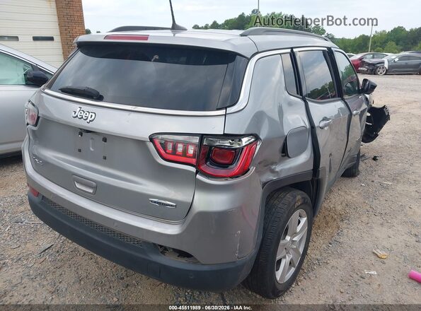 3C4NJDBB7NT102155 2022 JEEP COMPASS Серебряный Задняя правая четверть