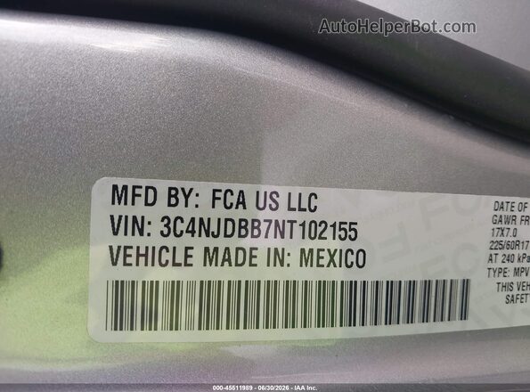 3C4NJDBB7NT102155 2022 JEEP COMPASS Серебряный Вид подкапотного пространства