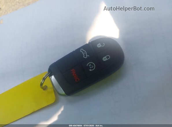 3C4NJDBB7NT181410 2022 JEEP COMPASS Red Widok deski rozdzielczej