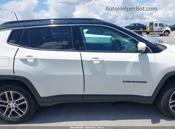 3C4NJDBB8JT117371 2018 JEEP COMPASS White Սալոնի հետևի տեսք