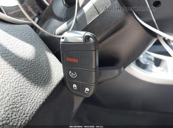 3C4NJDBB8JT222153 2018 JEEP COMPASS Black Առջևի վահանակի տեսք