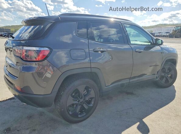 3C4NJDBB8JT299184 2018 JEEP COMPASS Gray 