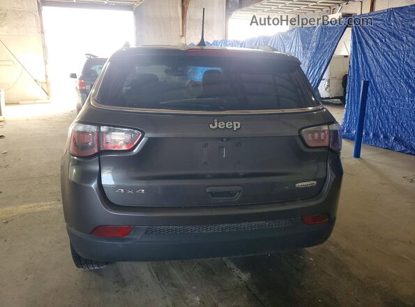 3C4NJDBB8JT349985 2018 JEEP COMPASS Brown 
