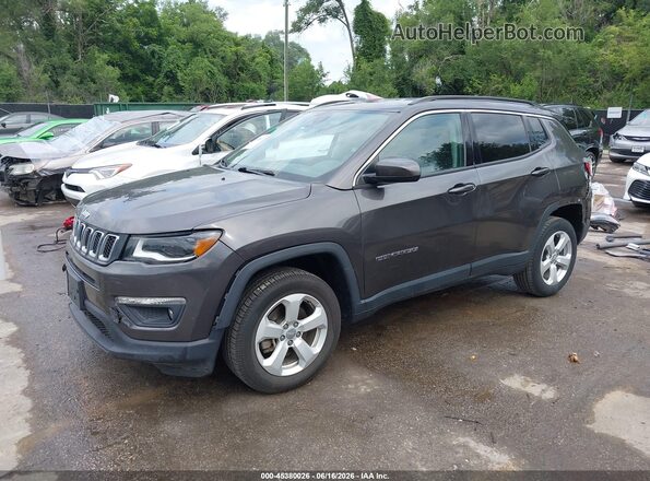 3C4NJDBB8JT393534 2018 JEEP COMPASS Серый Передняя левая четверть