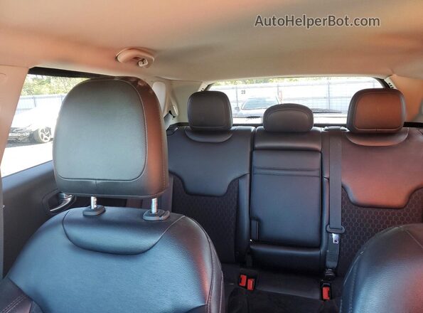 3C4NJDBB8JT397499 2018 JEEP COMPASS Black Vista de los asientos traseros