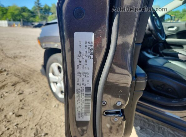 3C4NJDBB8KT650676 2019 JEEP COMPASS Gray 360 interior view